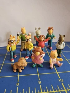 Arthur the Aardvark Mini Figuren 10 Stück Vintage 2000 PBS Kids Marc Brown - Bild 1 von 12