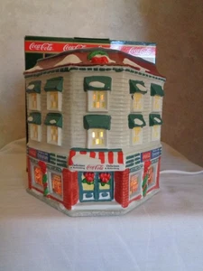 Coca Cola Town Square Sammlung (#6401) - Bild 1 von 99