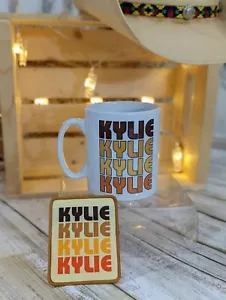 Kylie Minogue Golden Tour Sammeltasse & Kylie Logo Patch - 2018. Seltenes Merch - Bild 1 von 5