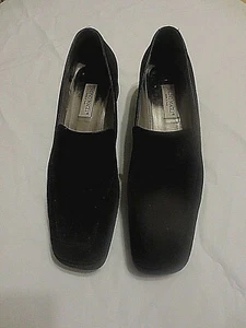 Bruno Magli Black Suede Wedges ITALY 8.5 AA  *GREAT* - Picture 1 of 6