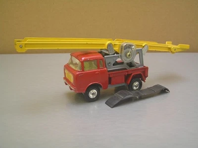 Corgi Toys 64 Forward Control Jeep FC 150 with Conveyor Belt - Image 1 of 4