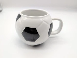 PG Tips Fußball Tasse, super neuer unbeschrifteter Zustand Geschenk Geburtstag etc. - Bild 1 von 8