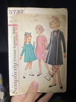 Simplicity 5732 Girl's Dress w/Detachable Collar & Cuffs Pattern - Sz 12  - Image 1 of 4