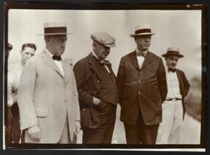 "Foto de campamento original de 5"" x 7"" de Edison & President Harding de la década de 1920" - Imagen 1 de 2