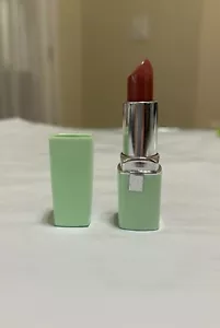 Signature Club A LIP COLOR-NEW AND SEALED - Picture 1 of 1