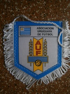Fußball - kleiner Wimpel - etwa 10 cm - Uruguay - Bild 1 von 1