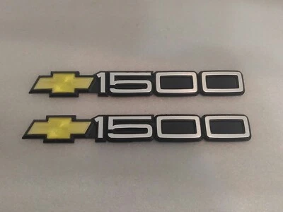 89-01 CHEVY TRUCK DOOR 1500 EMBLEMS SET OEM GM LH RH WITHOUT MOLDING *PAIR* - Image 1 of 4