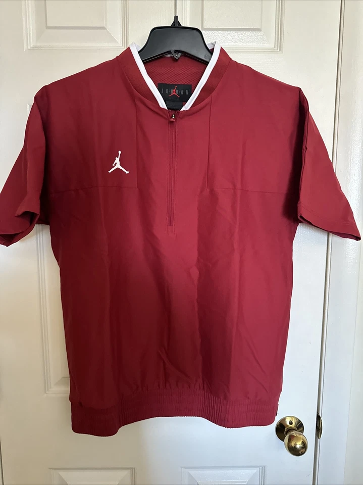 Jordan Мужская средний короткий рукав тренер футбольная куртка малиновый/белый CV5858-613 - Изображение 1 из 4