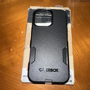 Funda OtterBox iPhone 16 Pro Commuter Series - Negra - Imagen 1 de 4