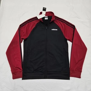 NUEVO CON ETIQUETAS Para Hombres PEQUEÑA Chaqueta Adidas Esencial 3 Rayas Calentamiento Pista Rojo Negro Cremallera Completa - Imagen 1 de 11