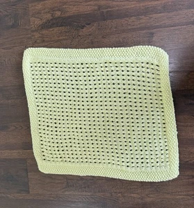 Manta de Colección Crochet Lap Throw Algodón Amarillo Pequeña Hecha a Mano Abuela Cuadrada 18x20 - Imagen 1 de 5