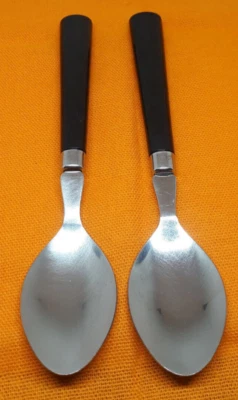 Vintage 2 cucharas de acero inoxidable Taiwán cucharas cubiertos pieza comedo... - Imagen 1 de 4