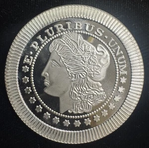 STAPELBARE 1 UNZE .999 FEINSILBER RUND MIT MORGAN DOLLAR DESIGN - PROOFLIKE B.U.! - Bild 1 von 2