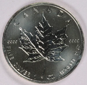 2012 1 oz Canadian Silver Maple Leaf .9999 Elizabeth II 5 Dollars - Picture 1 of 2