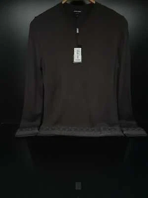 SUÉTER DE LANA VIRGEN CON CUELLO EN V GIORGIO ARMANI. Foto 1 de 4