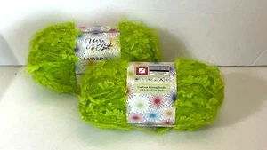 Yarn Bee LABYRINTH Yarn #66 Gateway Lime 3.5oz / 196yds Set of 2 NEW! - Picture 1 of 1
