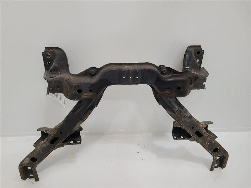 2005-2010 Ford Mustang Front Engine Cradle Suspension Crossmember OEM Foto 1 de 4