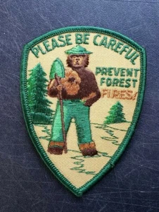 Vintage Smokey Bear Be Careful Arm Shoulder Shirt Jacket Patch UNUSED - Picture 1 of 2