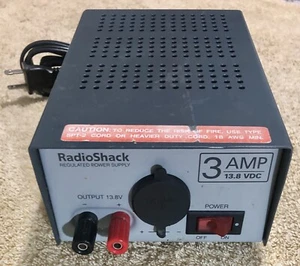 RADIOHACK POWER SUPPLY 13.8VDC 3A 120V MODEL 22-504 120 - Zdjęcie 1 z 8