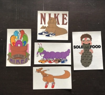 Nike Años 70 Pegatinas Suela Comida Waffle Swoosh Esfinge Canguro Oruga Plantador Foto 1 de 4