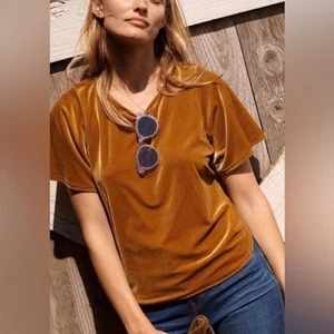 Madewell Top vintage in velluto dorato con farfalla manica corta - Foto 1 di 13