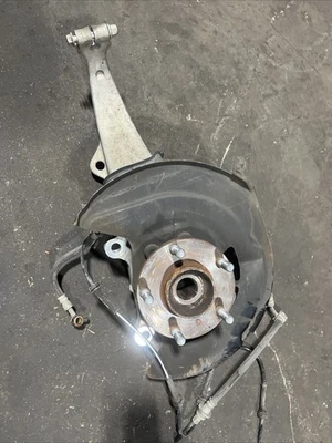 Infiniti G37X 2010 2013 AWD eje delantero izquierdo buje nudillo OEM Foto 1 de 4