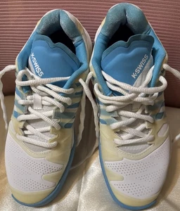 K Swiss Damen Gr. 7 Hypercourt Supreme Low Tennisschuh Weiß/Blau Neu - Bild 1 von 5