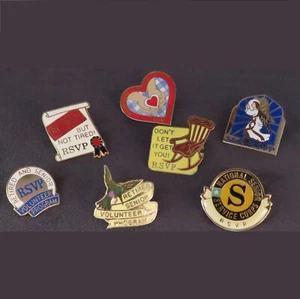 7 RSVP-Pins - National and State of Kansas - Senior Volunteer Program im Ruhestand - Bild 1 von 9