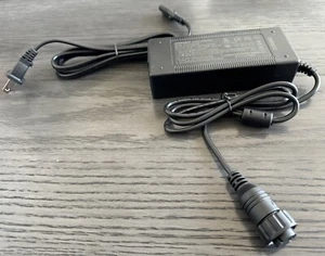SMOROBOT 3A AC/DC Charging Adapter XSL88-2520300 - Picture 1 of 4