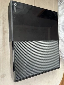 Microsoft Xbox One x 2 modello 1540 difettoso - Foto 1 di 9