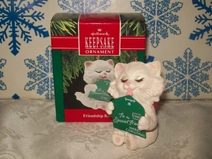 HALLMARK AMICIZIA GATTINO 1990 NATALE RICORDO ORNAMENTI SIMPATICO GATTO - Foto 1 di 1