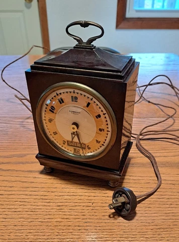 Hammond Bichronous Electric Calendar Clock Type No. BK-1 for parts or restore Cover