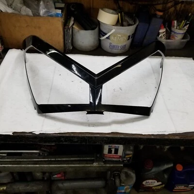 2005 - 2006 Polaris Fusion 700 900 车头灯边框挡风玻璃支撑 5435720 — 第 1/4 张图片