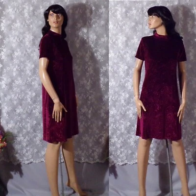 Vintage 90s Velvet Dress Size Medium 1990s Dark Red Paisley Dark Academia Fall - Image 1 of 4