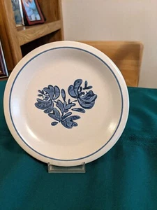 Pfaltzgraff Yorktowne Bread Plates - Picture 1 of 2