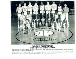 1972 1973 NEW YORK KNICKS WORLD CHAMPIONS 8X10 TEAM PHOTO  BASKETBALL NBA 