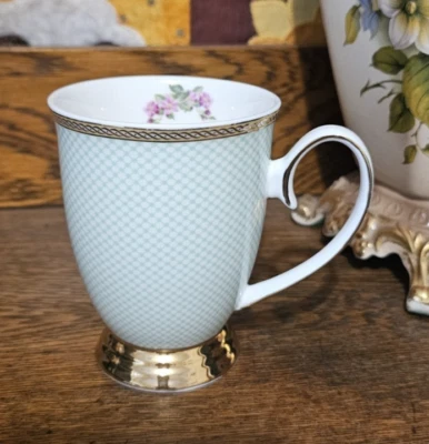 Robert Gordon Footed Mug - Mint Green with Gold Trim & Floral Detail - Ex Cond - image 1 of 4