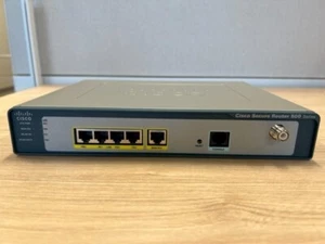 Cisco SR 520W Router - C - Picture 1 of 9