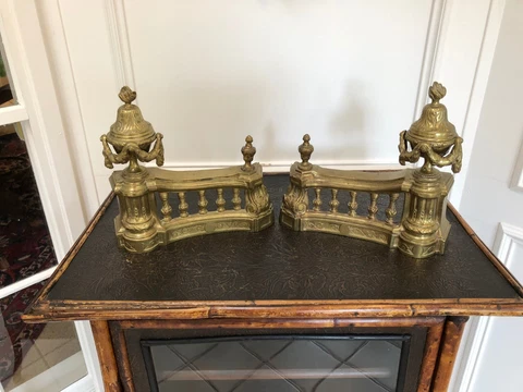 FINE PAIR FRENCH ANTIQUE BRASS BRONZE ORMOLU LOUIS XVI CHENETS ANDIRONS 18th.C Cover
