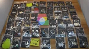 Orecchini LOTTO di 50 paia E052 Chuns moda pendente/goccia/borchia - Foto 1 di 9