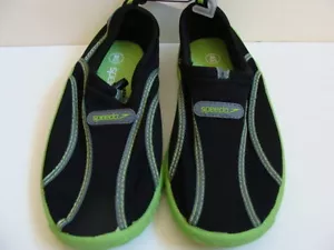 NEW Youth SPEEDO Water Shoes Size 2 3 Girls Boys Beach Swim Sandals Black NWT - Picture 1 of 3