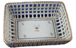 Antique 18thC Royal Vienna Porcelain Gambling Chips Basket Porzellan Korb Wien - Picture 1 of 5