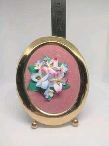 Vintage, Capodimonte style, Handmade Porcelain Flowers Framed - Picture 1 of 4