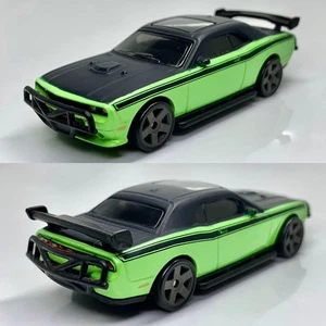 Mattel 1/55 Dodge Challenger SRT 8 2011 Fast & Furious - Picture 1 of 2