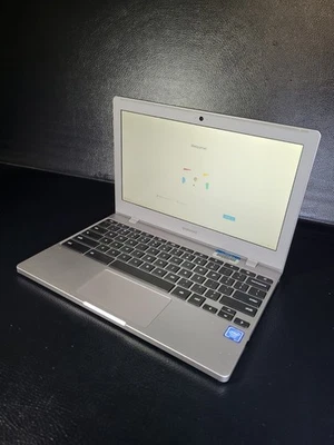 Samsung Chromebook 4 XE310XBA 11.6 Intel Celeron Chrome OS probado funcionando escuela Foto 1 de 4