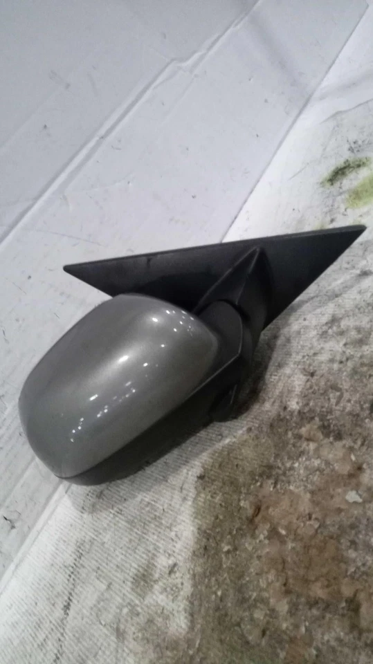 2015 KIA SOUL Right Door Mirror Assembly GREY Used 55K Miles OEM 256090 Foto 1 de 4