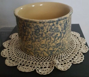Vintage Roseville Robinson Ransbottom Low Jar Blue Spongeware Crock 1 QT. #700 - Picture 1 of 3
