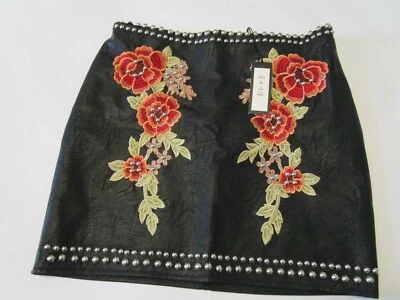 Falda Romeo & Juliet Couture Negra Floral Tachonada Bordada Imitación Cuero M Nueva con Etiquetas Foto 1 de 4