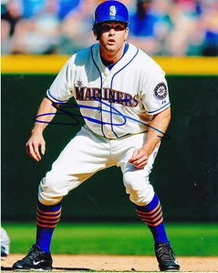 SETH SMITH SEATTLE MARINERS ACTION SIGNED 8x10 - Picture 1 of 1