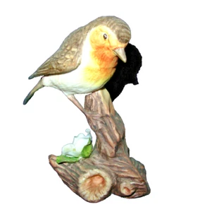 Renaissance Robin Bone China England Figurine bird on limb handpainted 5 in - Picture 1 of 5